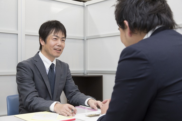 民事信託に興味があるのですが、始めるためにはどうすればいいのでしょうか？